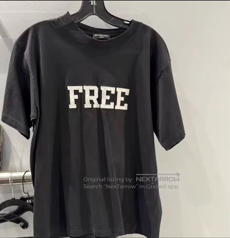 Balenciaga Balenciaga Women's Vintage Alphabet Logo Short Sleeve T-Sh Size L / US 10 / IT 46 - 1 Thumbnail