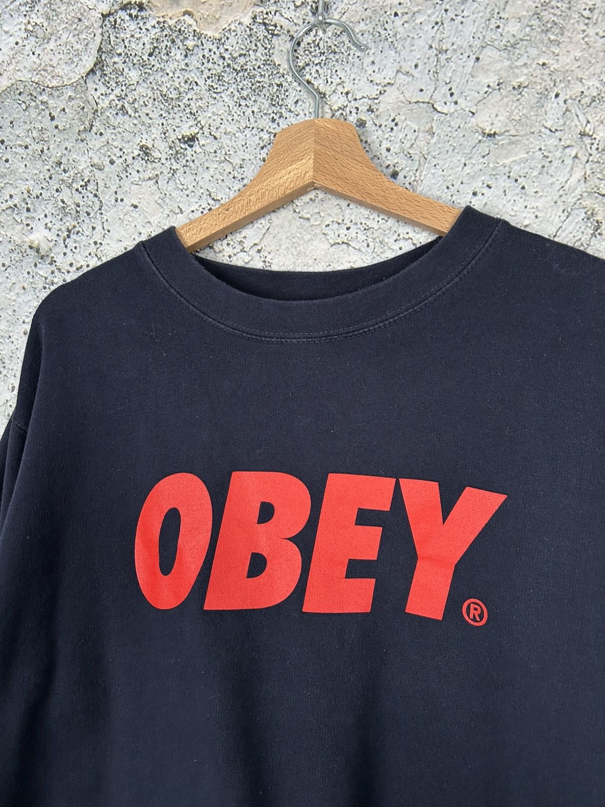 Obey Obey Streetwear Logo Crewneck Sweatshirt Rap Vintage Hype Size US L / EU 52-54 / 3 - 3 Thumbnail