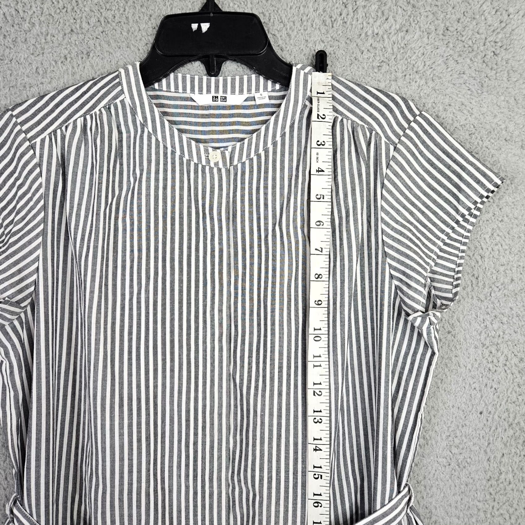 Uniqlo Uniqlo Women's Belted Gray White Striped Crew-Neck Short Sleeve Dress Size S Size 28" / US 6 / IT 42 - 6 Thumbnail