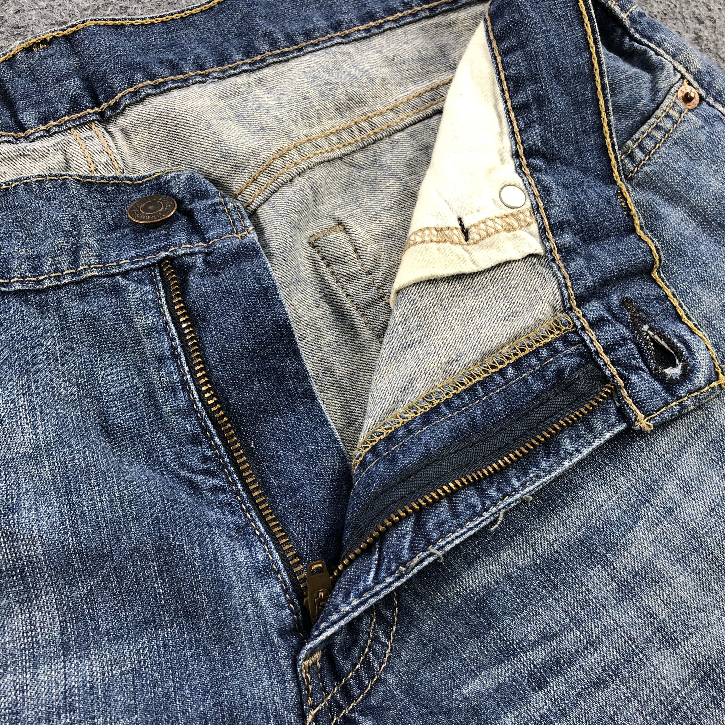 Levi's Stone Wash Vintage Levis 514 Jeans -J1058 Size US 35 - 7 Thumbnail
