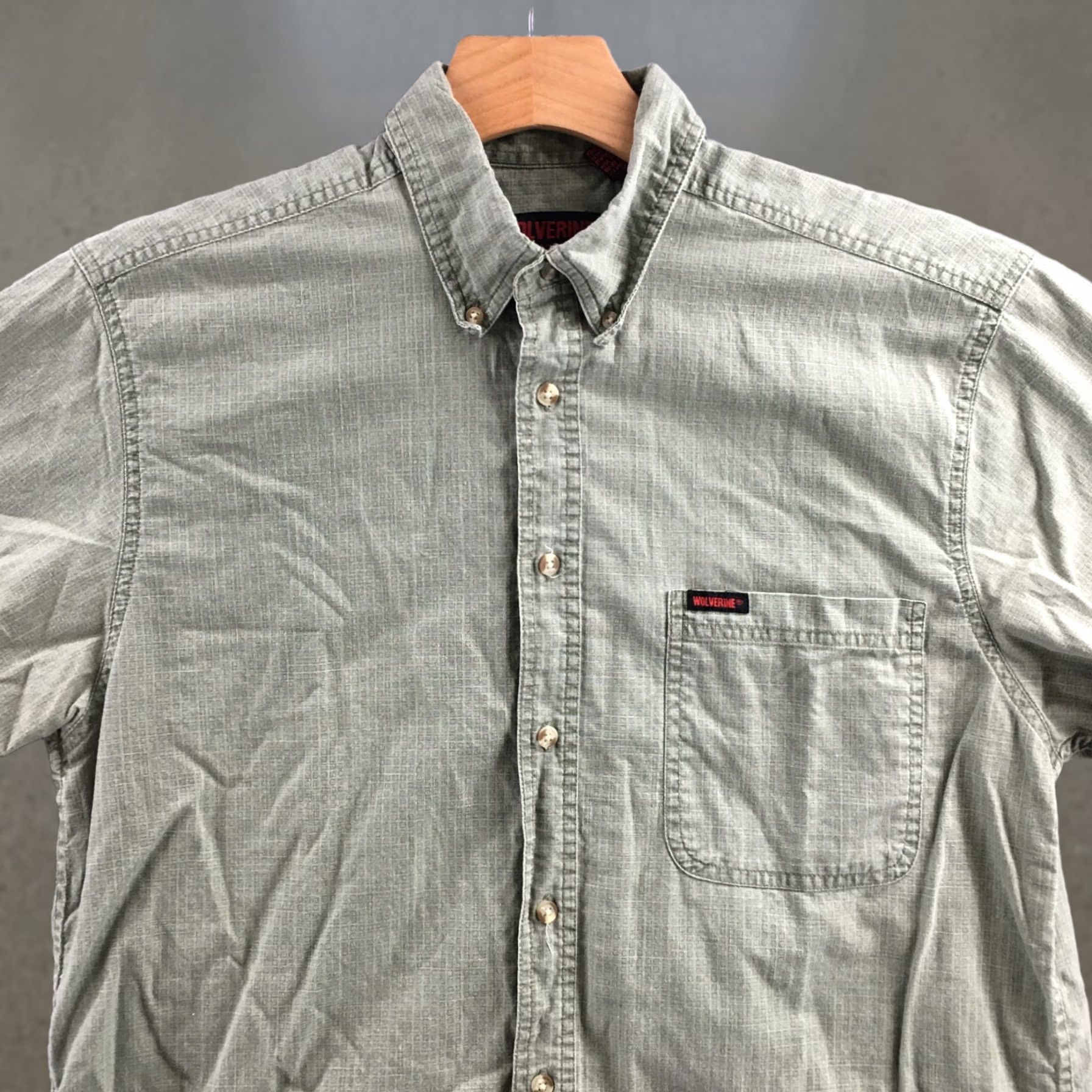 Olive Wolverine Boots & Gear Shirt Mens M Cotton Olive Green Button-Down Short Sleeve Shirt Size US M / EU 48-50 / 2 - 1 Thumbnail
