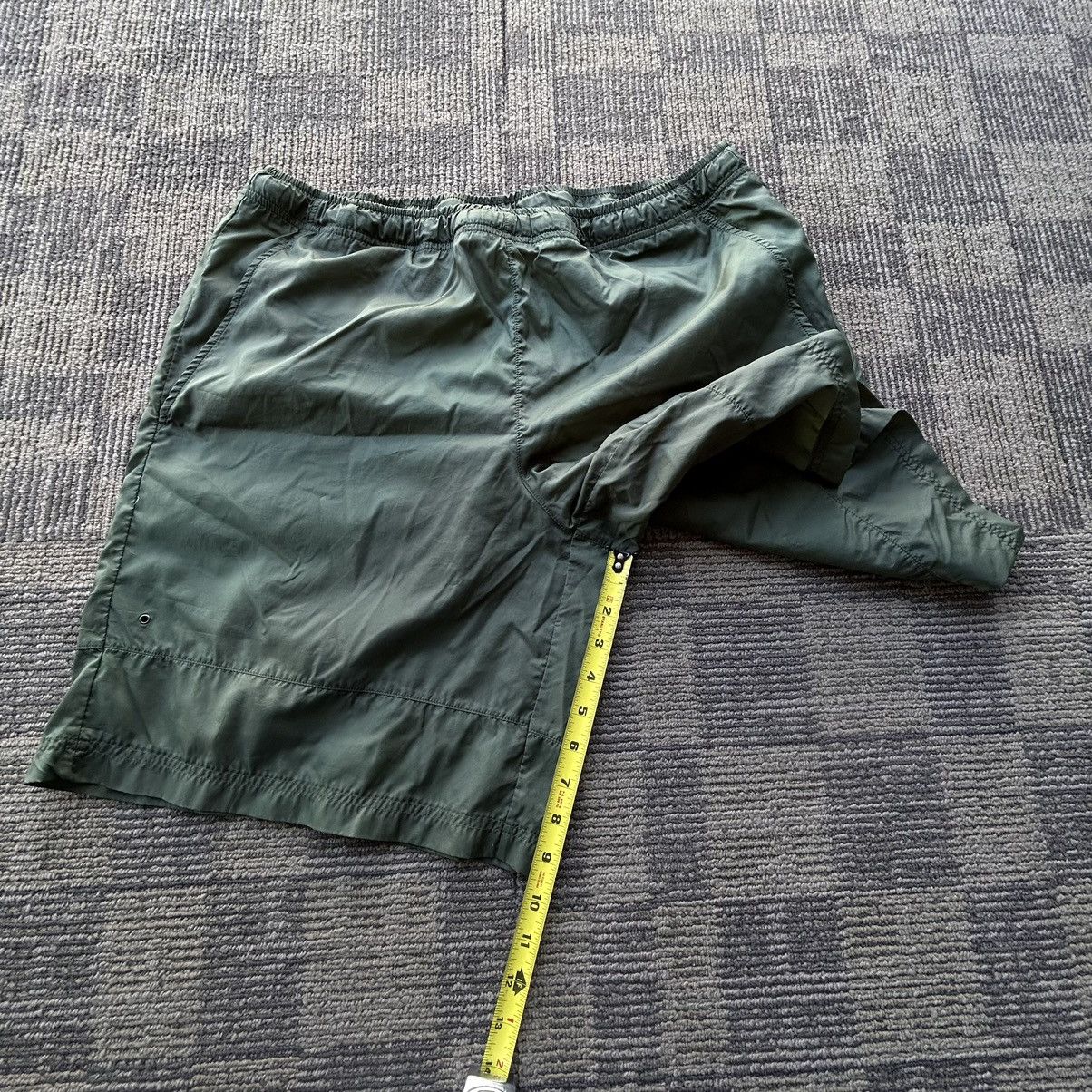 Nike Nike Vtg Y2K Olive Green Windbreaker Nylon Shorts Sz L Size US 32 / EU 48 - 6 Thumbnail