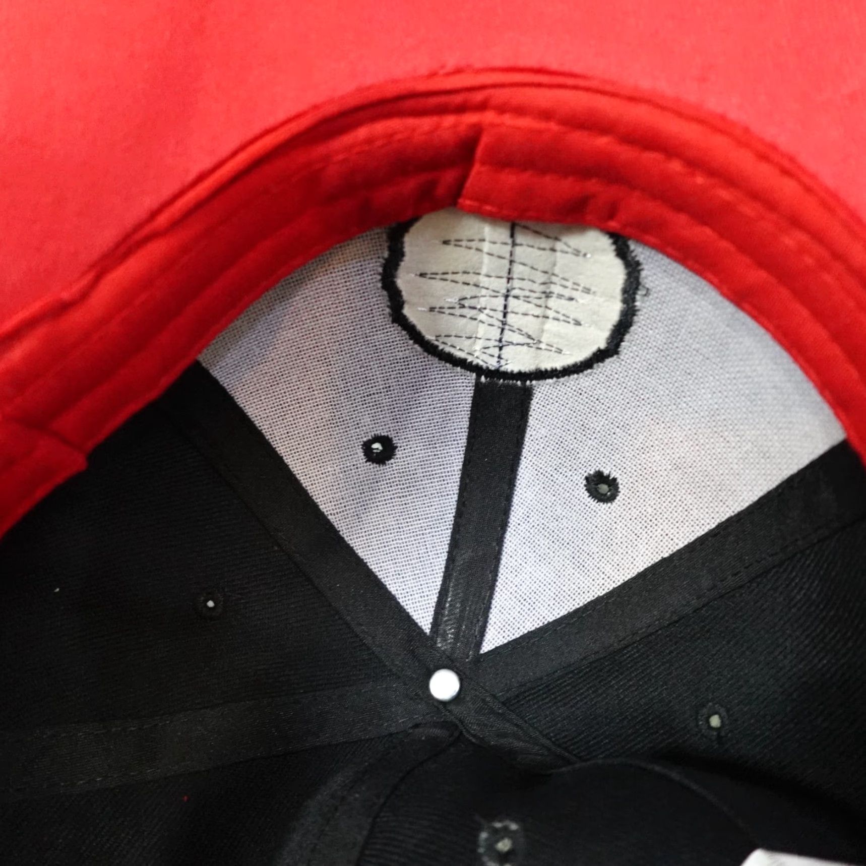 Vintage Manchester United Hat Black Strapback Embroidered Official Adjustable Men Cotton Baseball Cap Size ONE SIZE - 4 Thumbnail