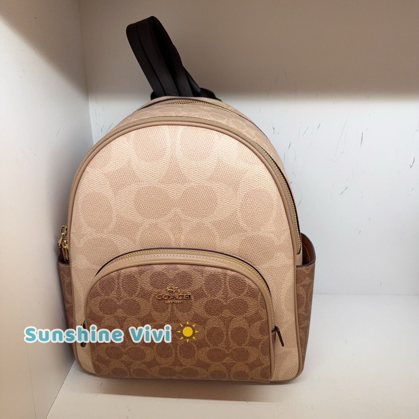 Coach NWT Coach Court Backpack CZ771 Gold/Sand/Tan Size ONE SIZE - 1 Thumbnail