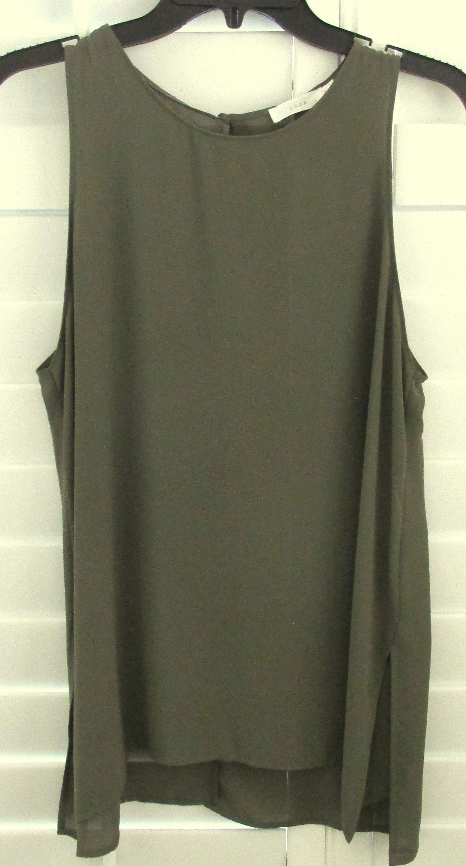Forever 21 Forever 21 (NWT) Women's Tank Top Size Medium Size M / US 6-8 / IT 42-44 - 1 Thumbnail