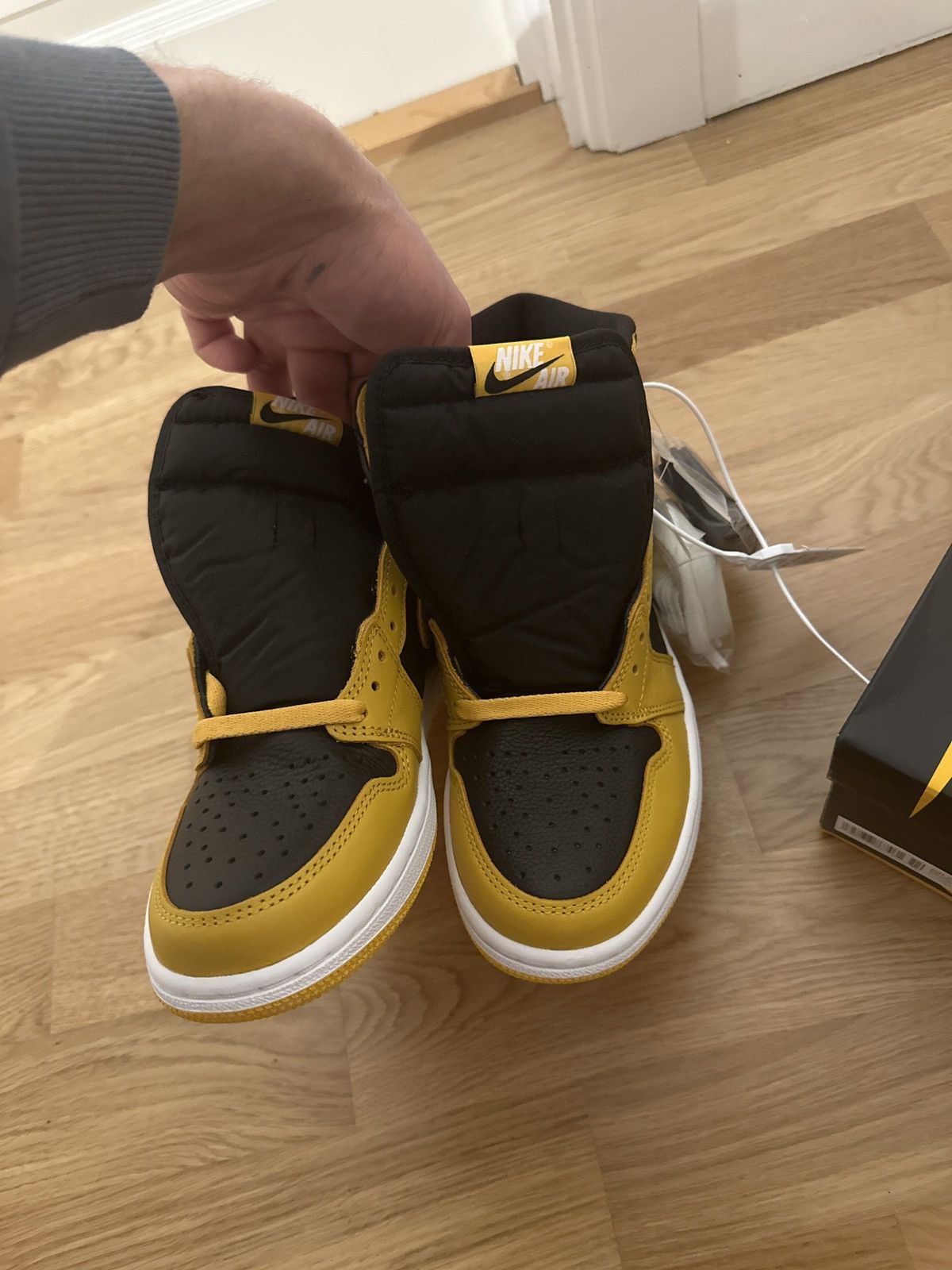 Jordan Brand × Nike Jordan 1 Pollen Size US 7.5 / EU 40-41 - 4 Thumbnail