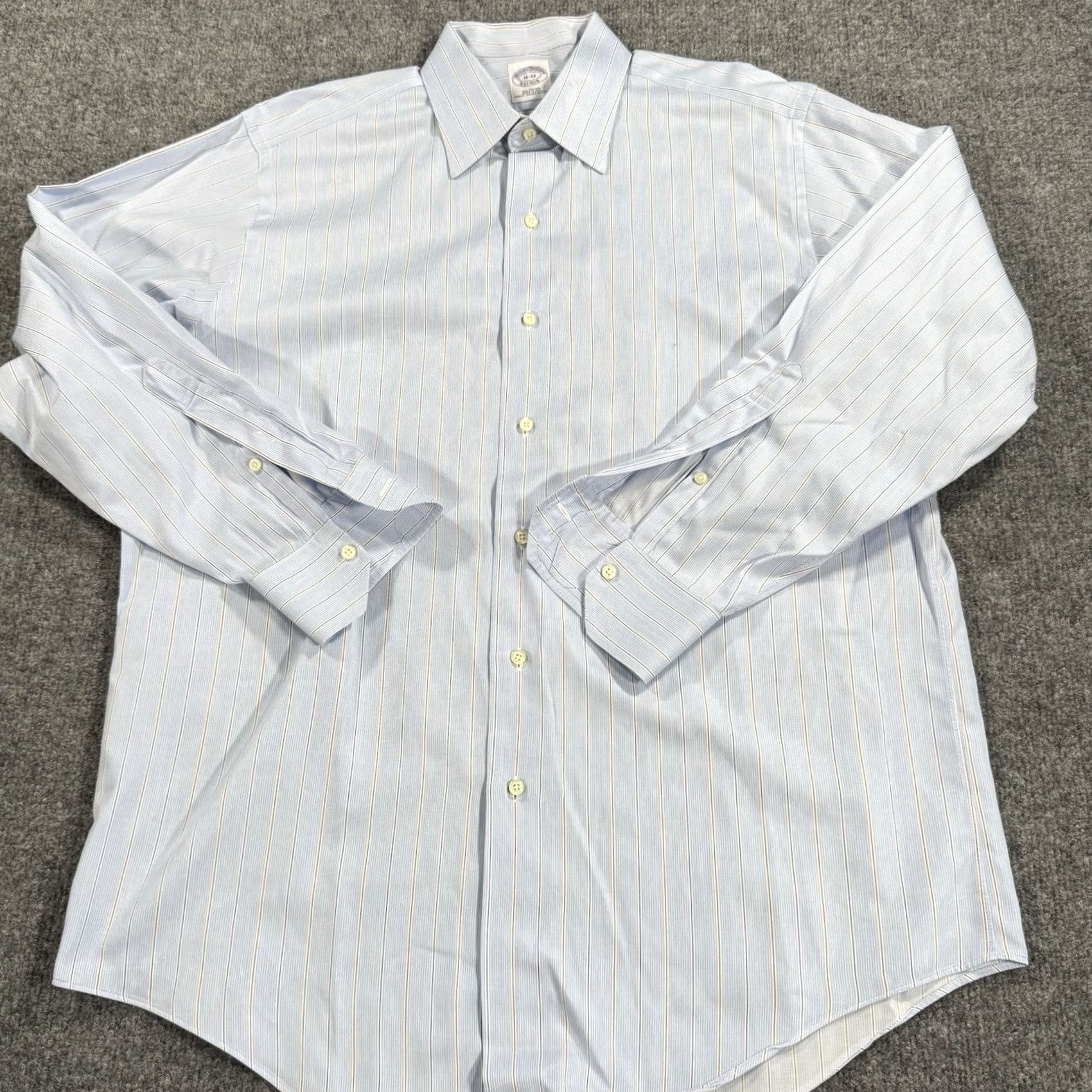 Brooks Brothers VINTAGE Brooks Brothers Shirt Mens 16 33 Blue Striped Long Sleeve Pocket USA Italy Regular Size US L / EU 52-54 / 3 - 3 Thumbnail