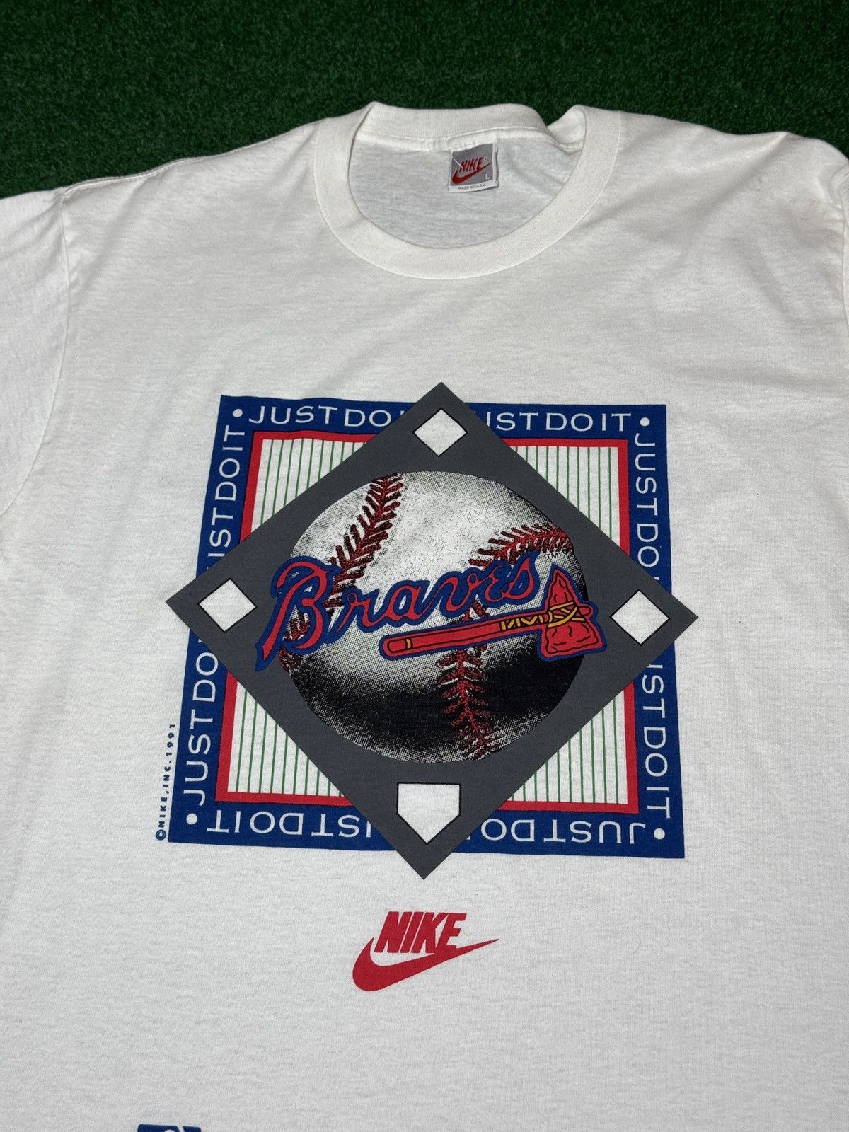 Nike Atlanta Braves Vintage 90s Nike Deion Sanders T Shirt Size US XL / EU 56 / 4 - 2 Thumbnail