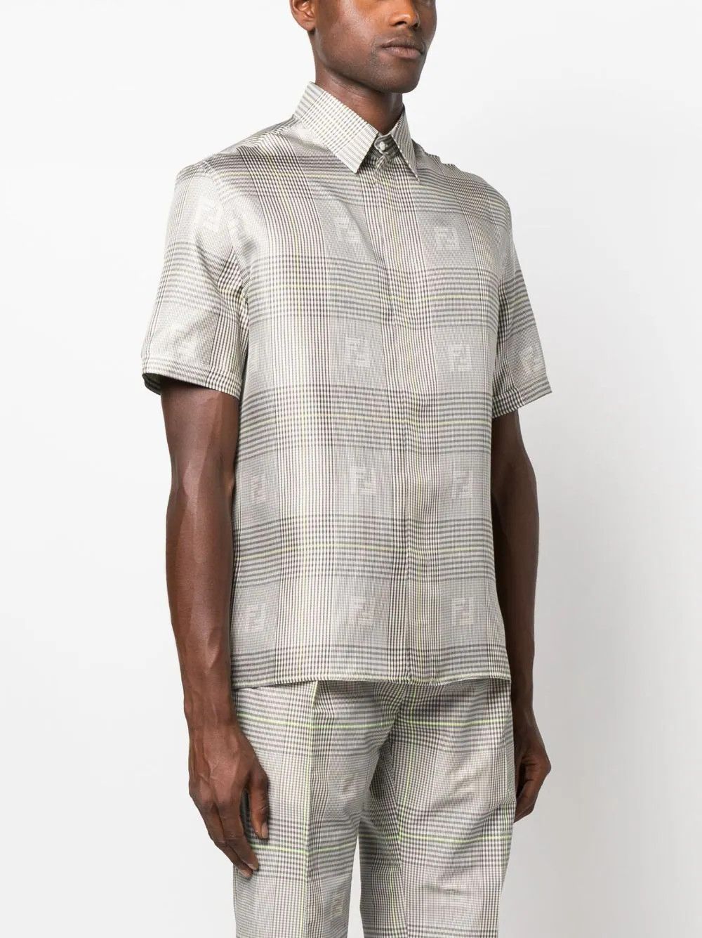 Fendi o1w1db10724 Shirt in Grey Size US M / EU 48-50 / 2 - 3 Thumbnail