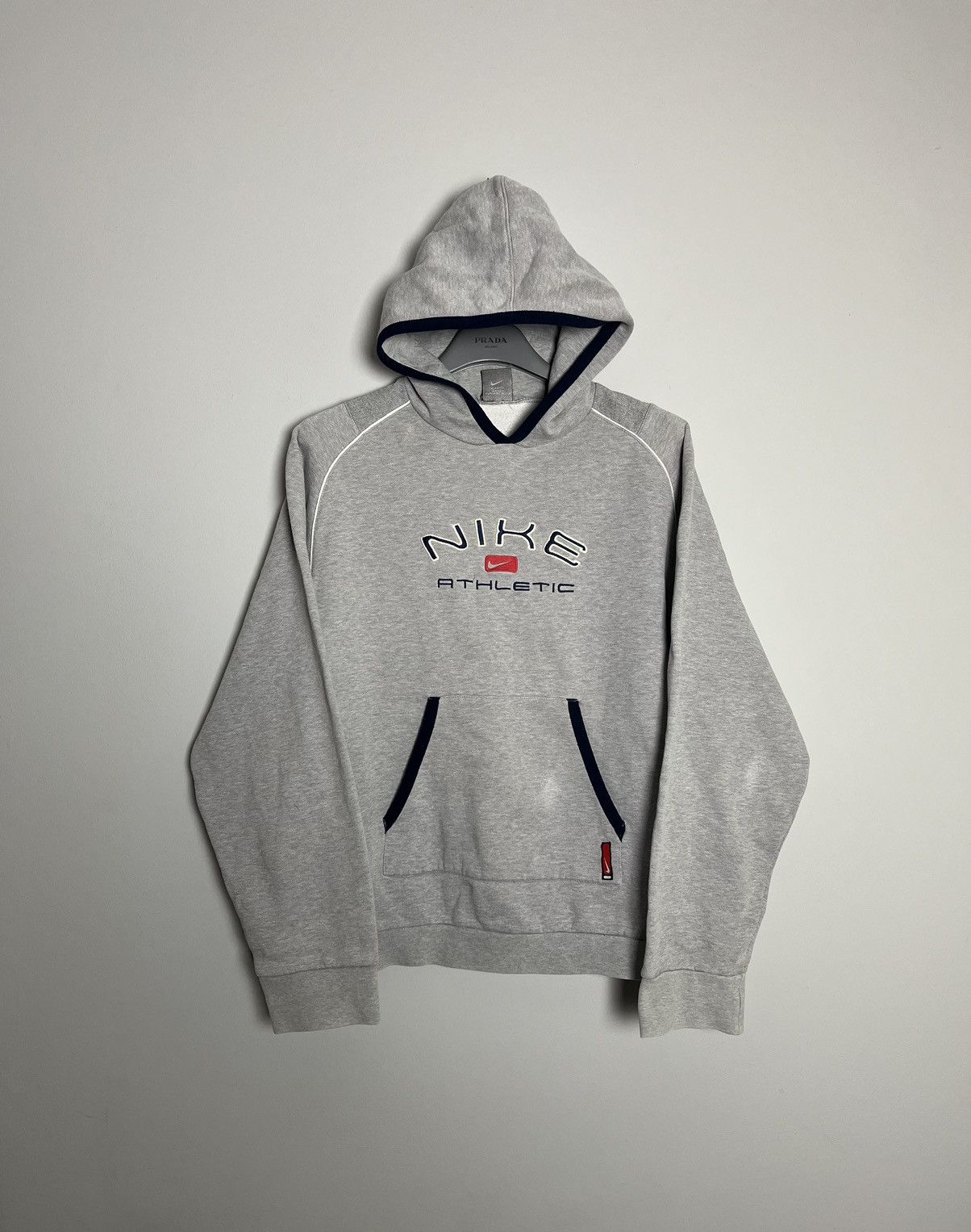 Vintage Nike logo hoodie
