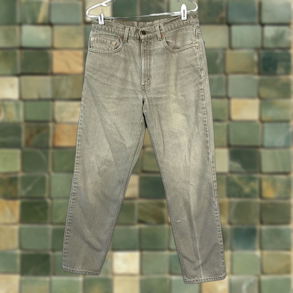 Levi's VINTAGE Levi's 550 Relaxed Fit Jeans 33x32 Khaki USA Mens Denim 5-Pocket Red Tab Faded Retro Classic 90s Style Size US 33 - 1 Thumbnail
