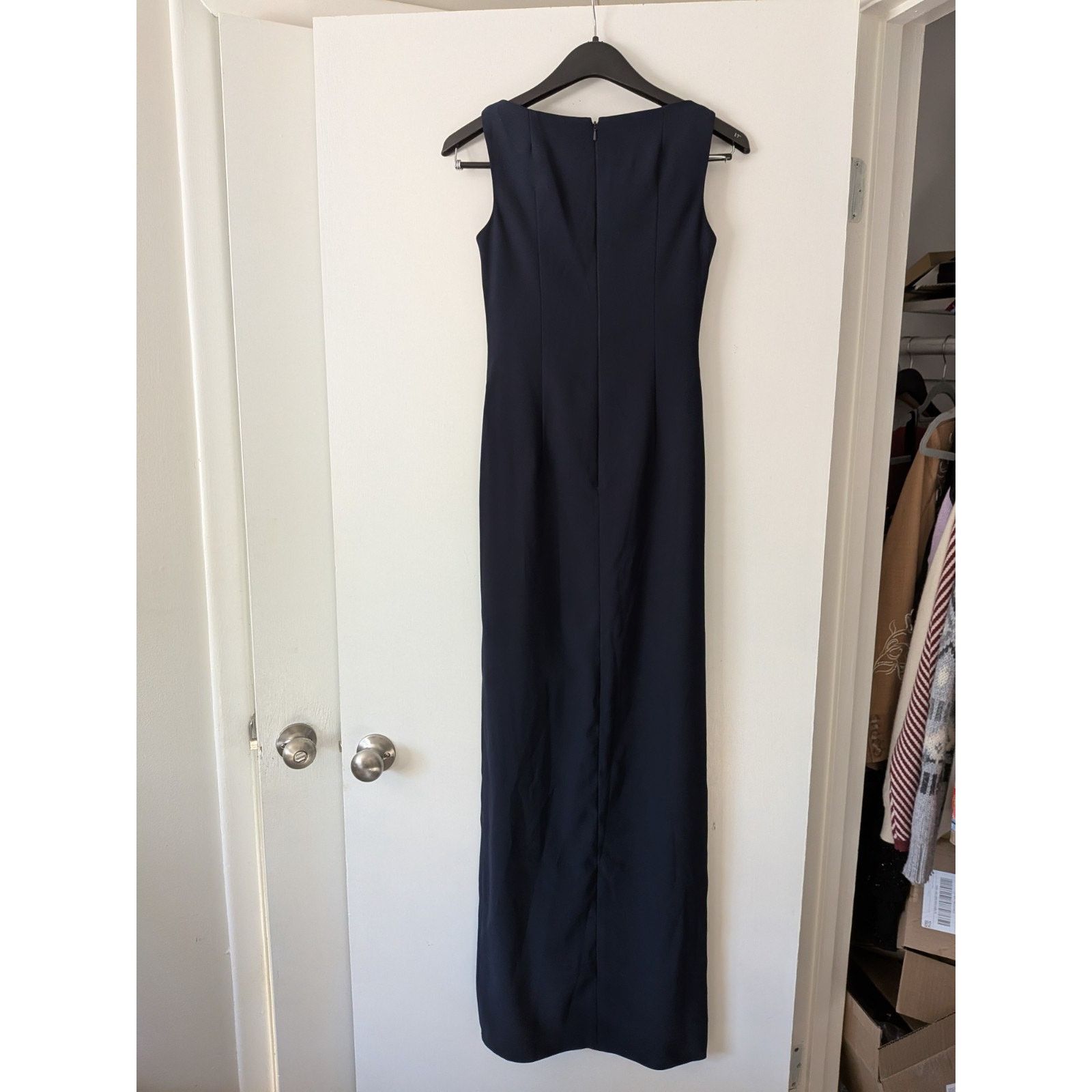 Jenny Packham Jenny Packham Bridesmaid Navy Blue V-Neck Dress Size 0 JP101 Size XS / US 0-2 / IT 36-38 - 4 Thumbnail