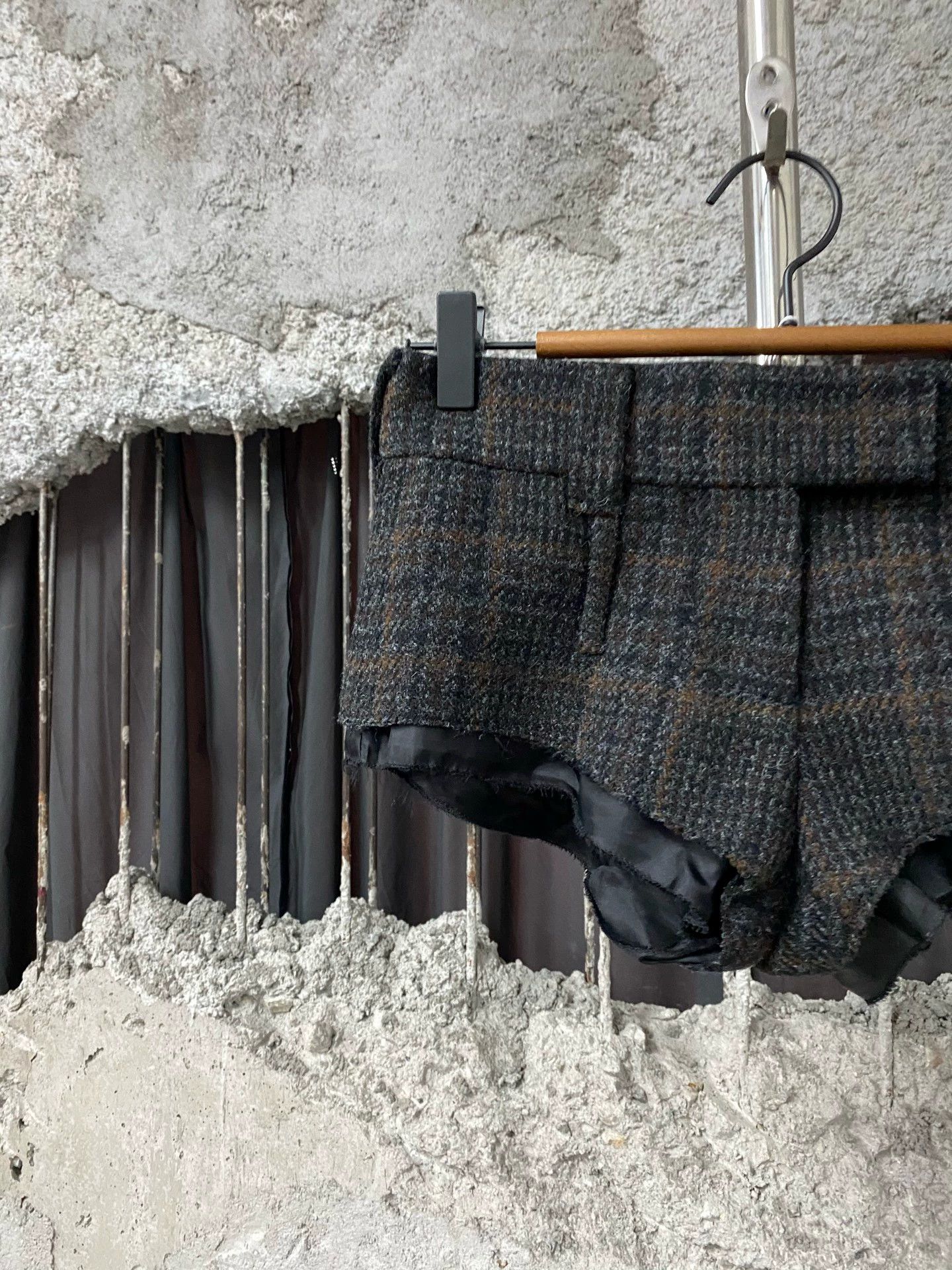 Miu Miu Miumiu shorts, Size: 36, Condition: Size 36" / US 14 / IT 50 - 4 Thumbnail