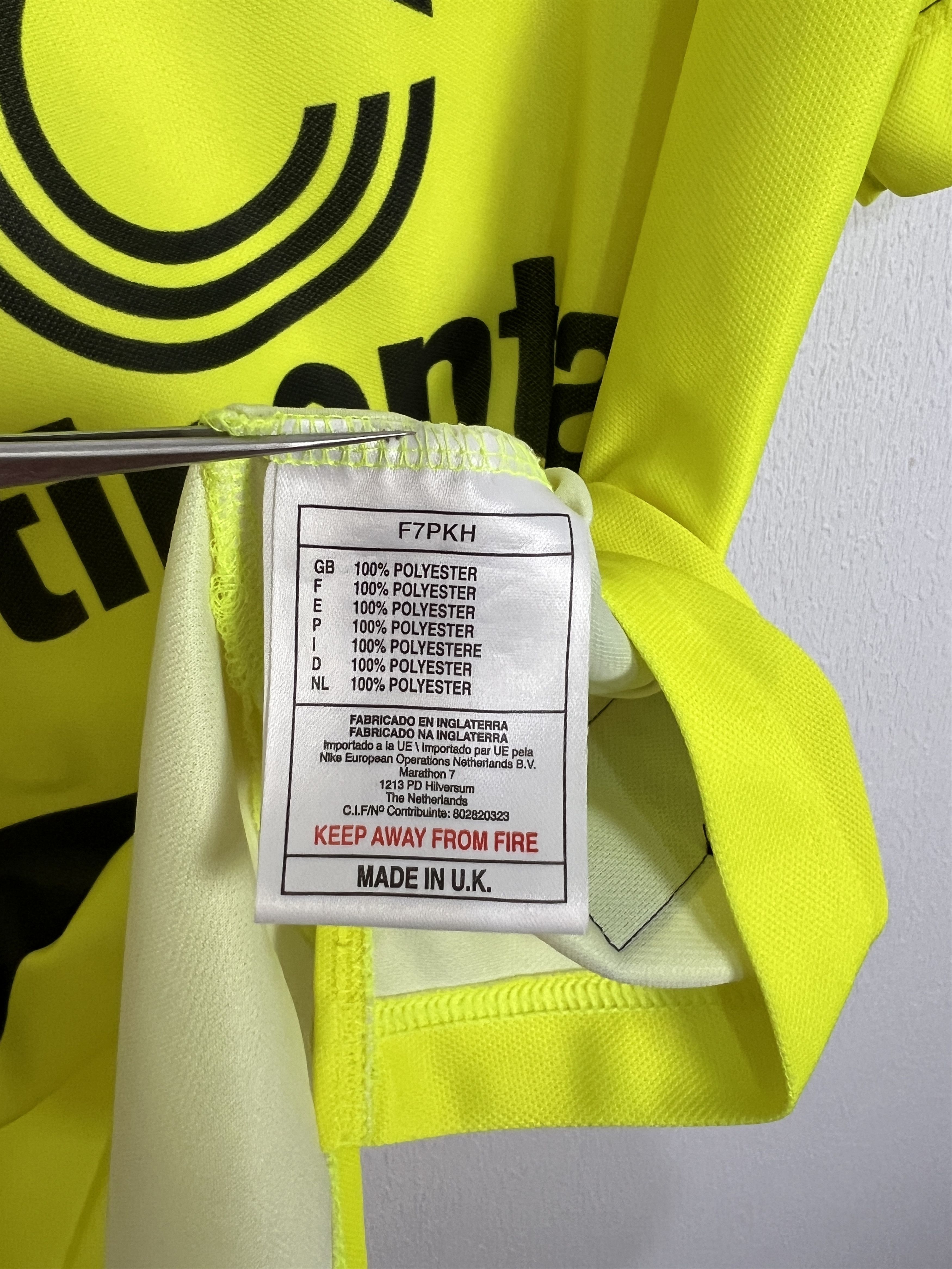 Nike Borussia Dortmund Home football shirt 1997 Soccer Nike Size US S / EU 44-46 / 1 - 10 Thumbnail