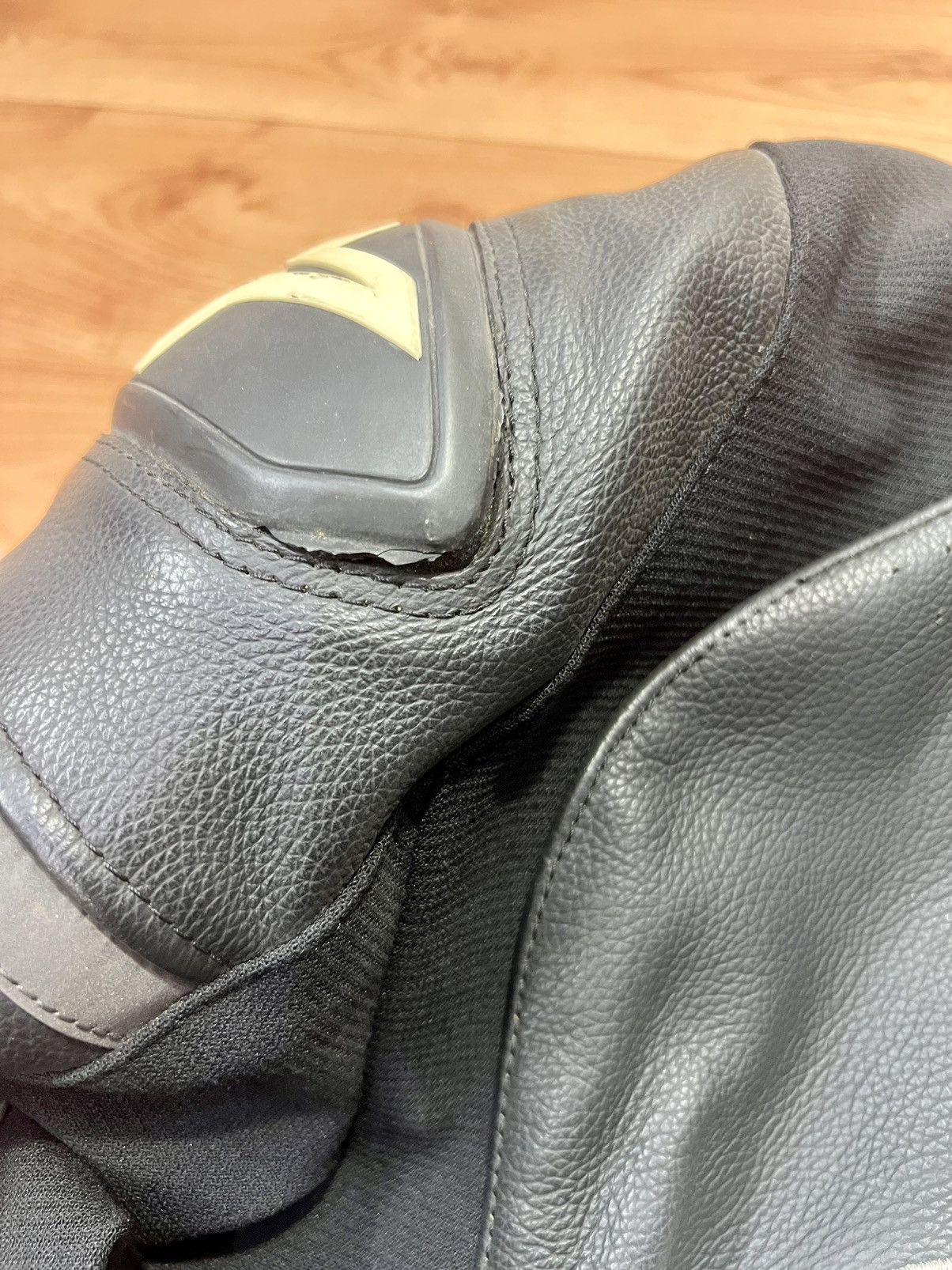Alpinestars Alpinestars leather Riding jacket Size US L / EU 52-54 / 3 - 11 Thumbnail