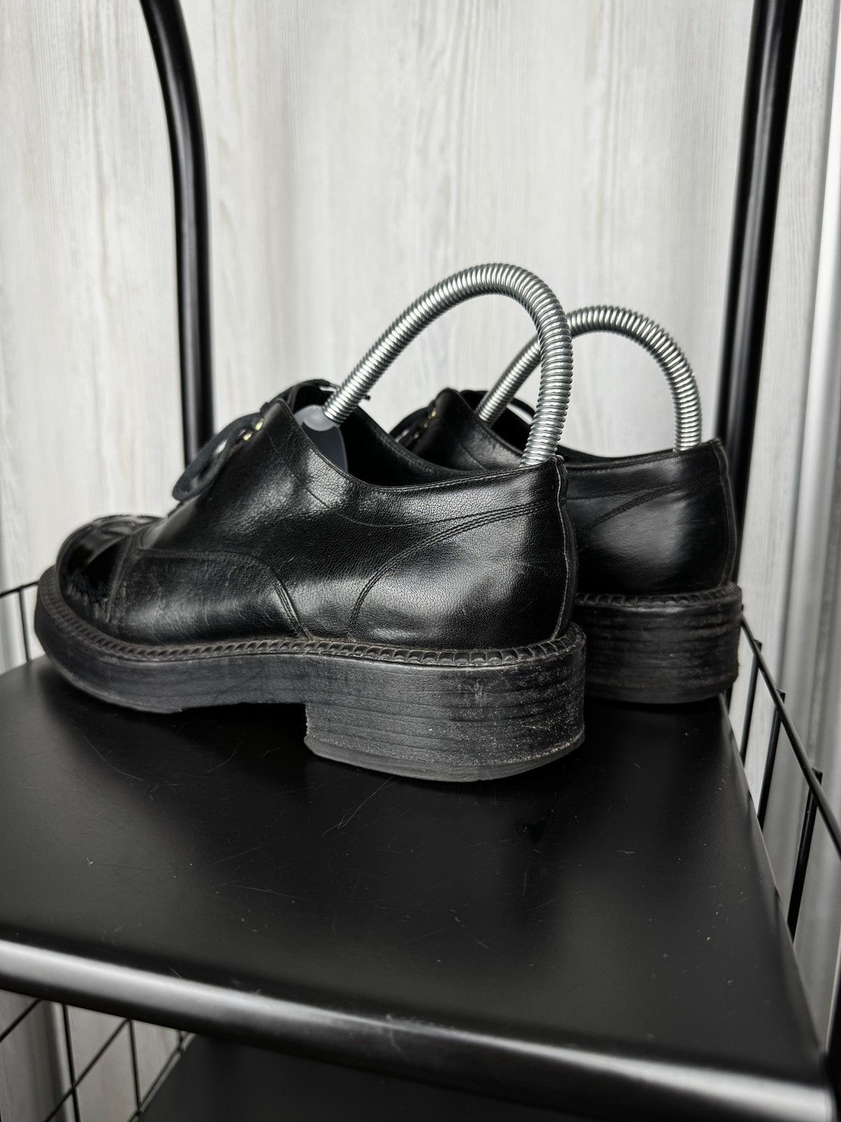Chanel CHANEL 'CC' Logo Utah Eagle Oxford Vintage Shoes size 39C Size US 8 / IT 38 - 11 Thumbnail
