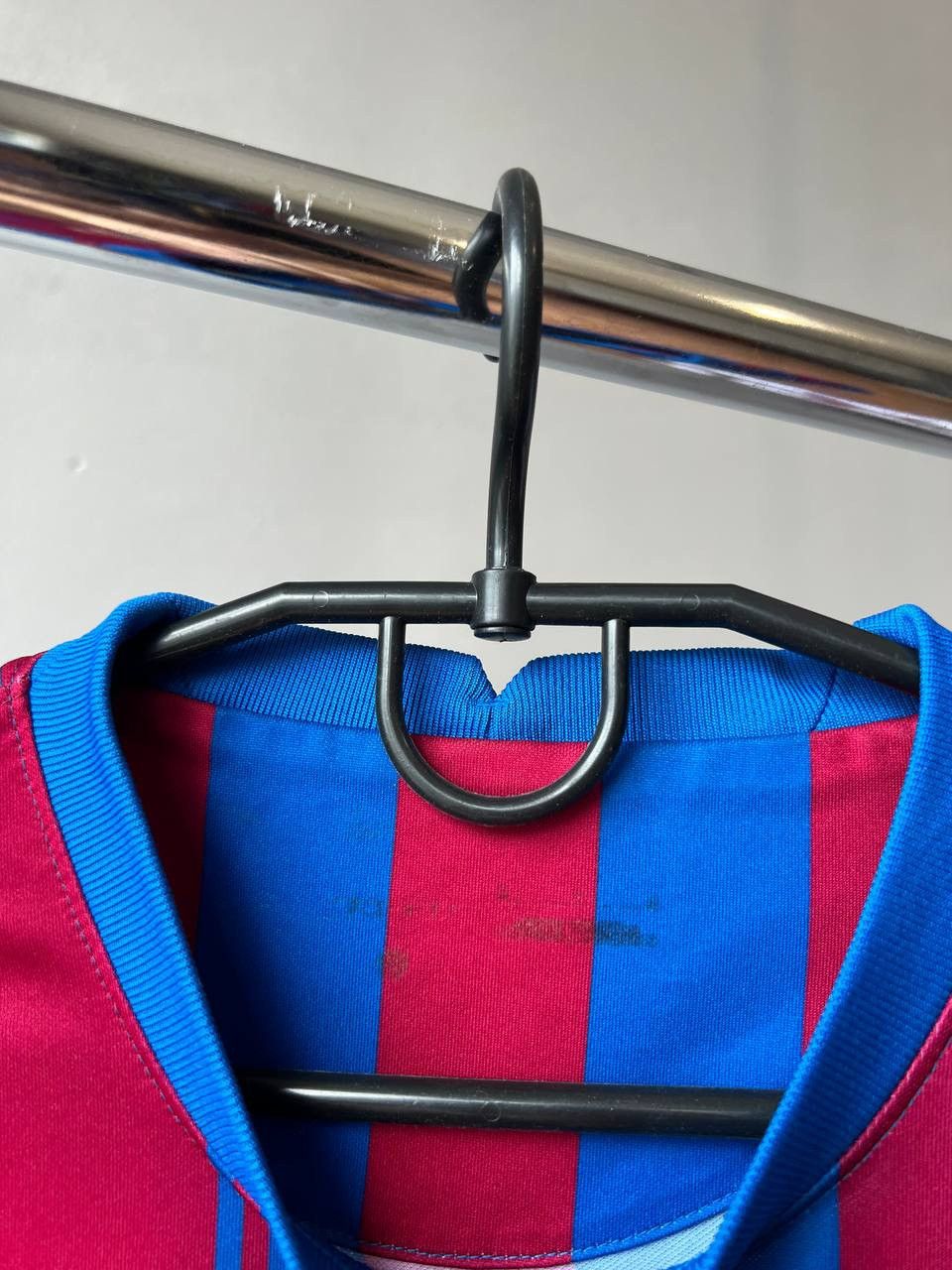 Nike 2021/22 BARCELONA FC HOME RARE SOCCER JERSEY SHIRT NIKE RARE Size US M / EU 48-50 / 2 - 8 Thumbnail