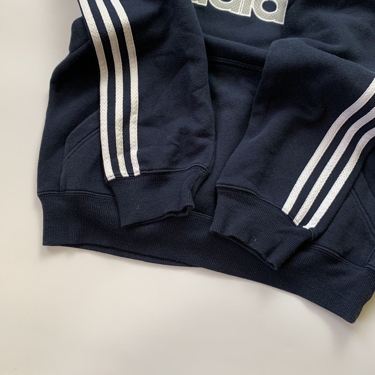 Other Vintage 90s Adidas Hoodie Big Central Embroidered Logo Y2K Size US S / EU 44-46 / 1 - 8 Thumbnail