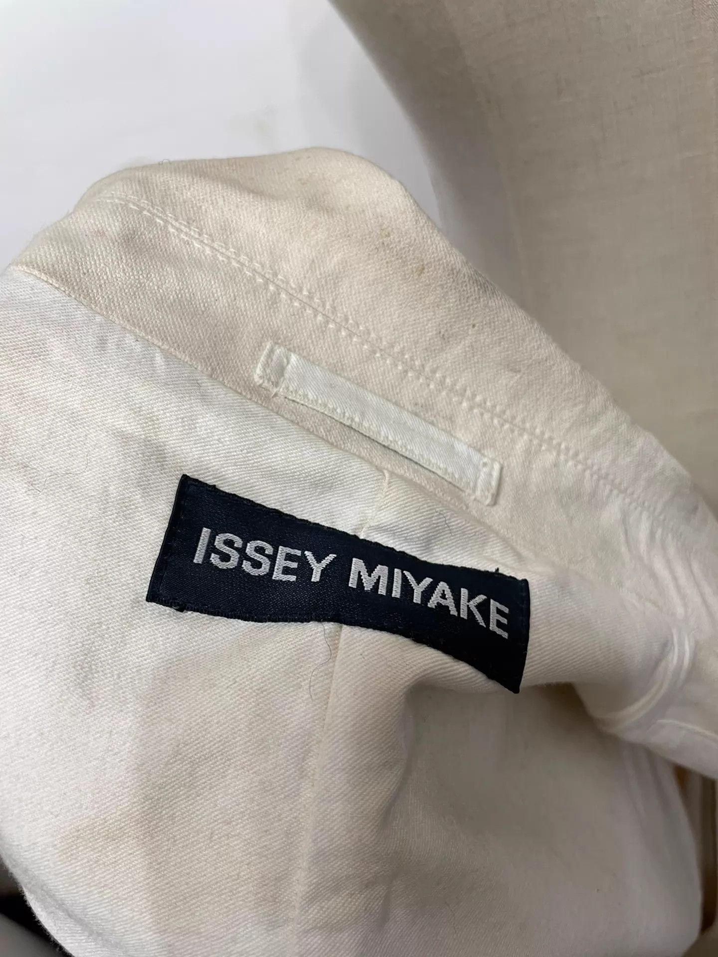 Issey Miyake Issey Miyake 70s-80s Vtg Ivory White Long Trench Size US M / EU 48-50 / 2 - 8 Thumbnail