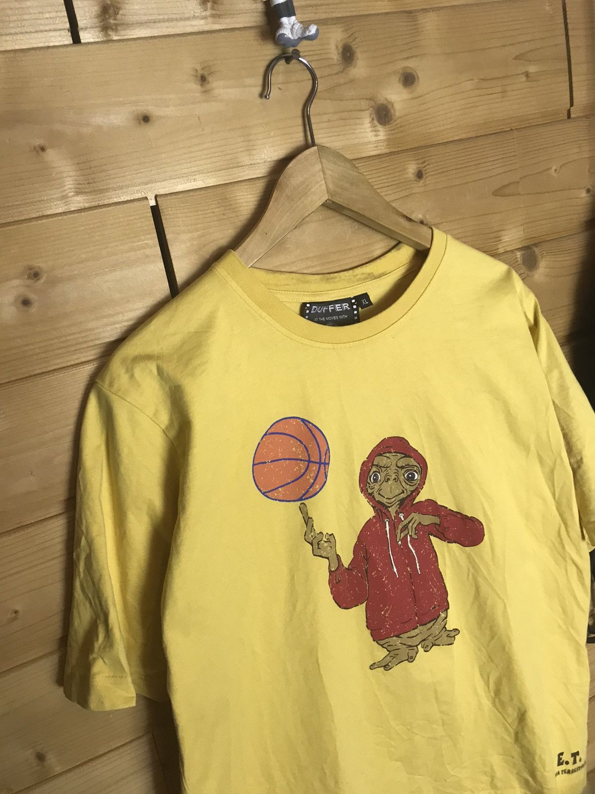 Vintage Vintage Extra Terrestial Universal Studios Duffer t-shirt Size US XL / EU 56 / 4 - 2 Thumbnail