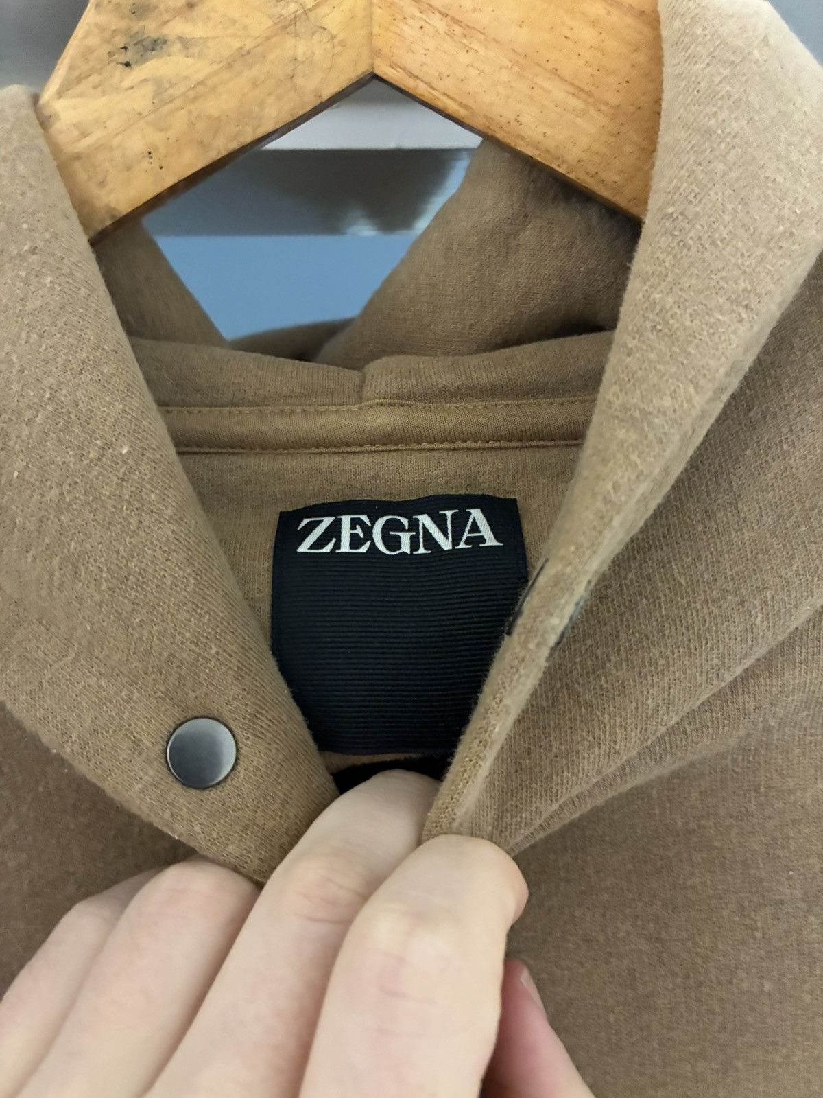 Ermenegildo Zegna Zegna camel cashmere hoodie size 50/medium Size US M / EU 48-50 / 2 - 2 Thumbnail