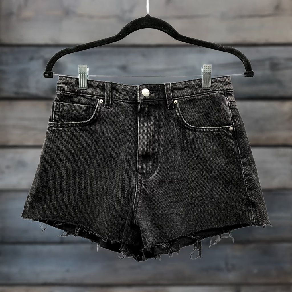 Zara Zara High Rise Jean Shorts Womens 4 Black Cutoff Frayed Cotton Charcoal Size 27" / US 4 / IT 40 - 1 Thumbnail