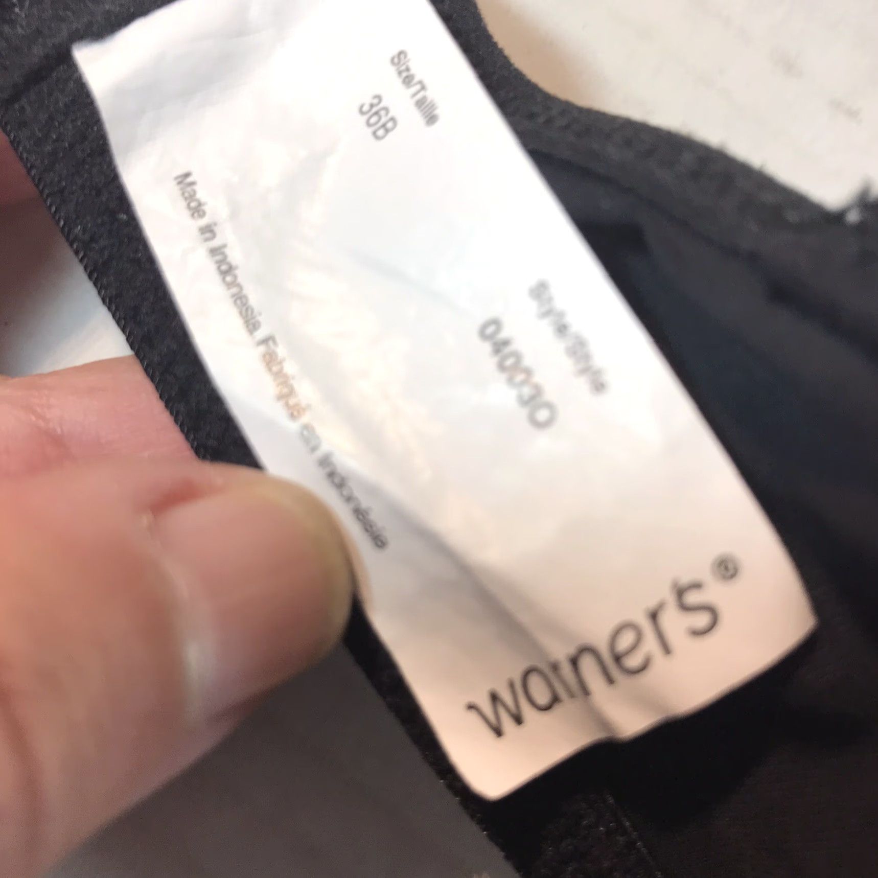 Vintage Warner's Women's Black Lightly Padded Wireless T-Shirt Bra Size 36B Size ONE SIZE - 6 Thumbnail