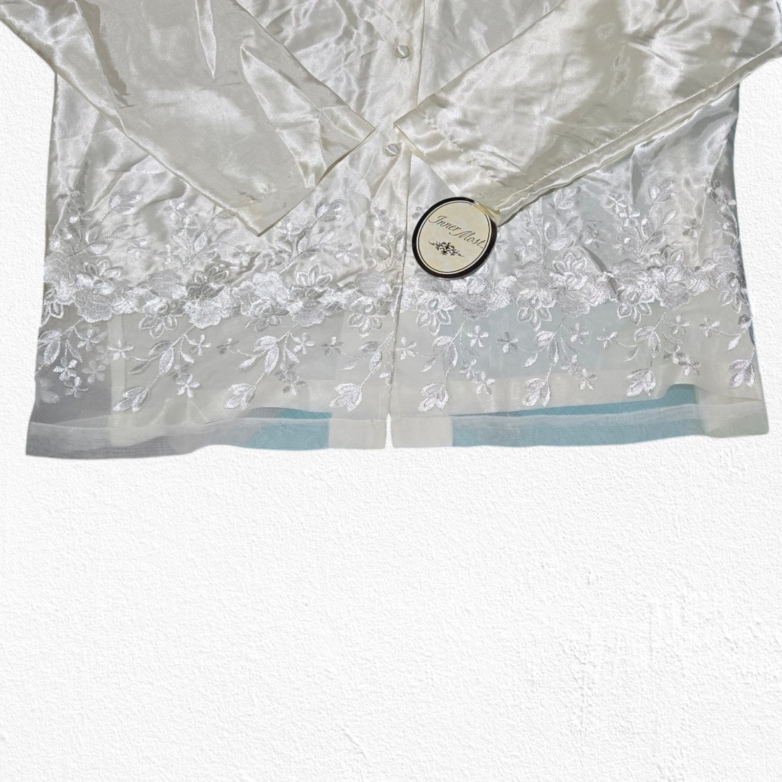 Vintage Vintage Ivory Satin Floral Lace Blouse Size Large Size L / US 10 / IT 46 - 5 Thumbnail