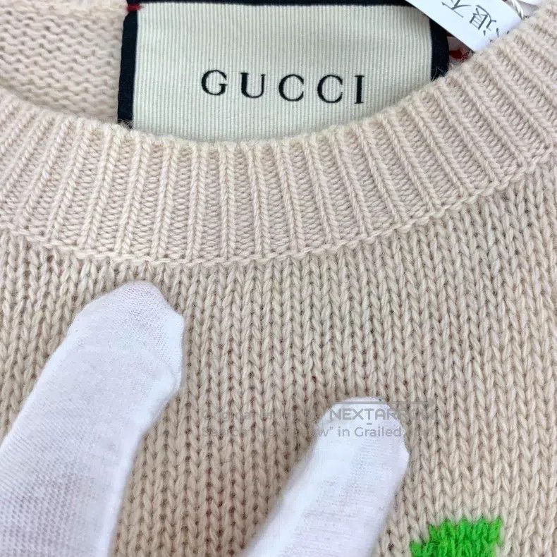 Gucci Gucci Apricot-coloured apple inlaid wool round-neck short- Size S / US 4 / IT 40 - 8 Thumbnail