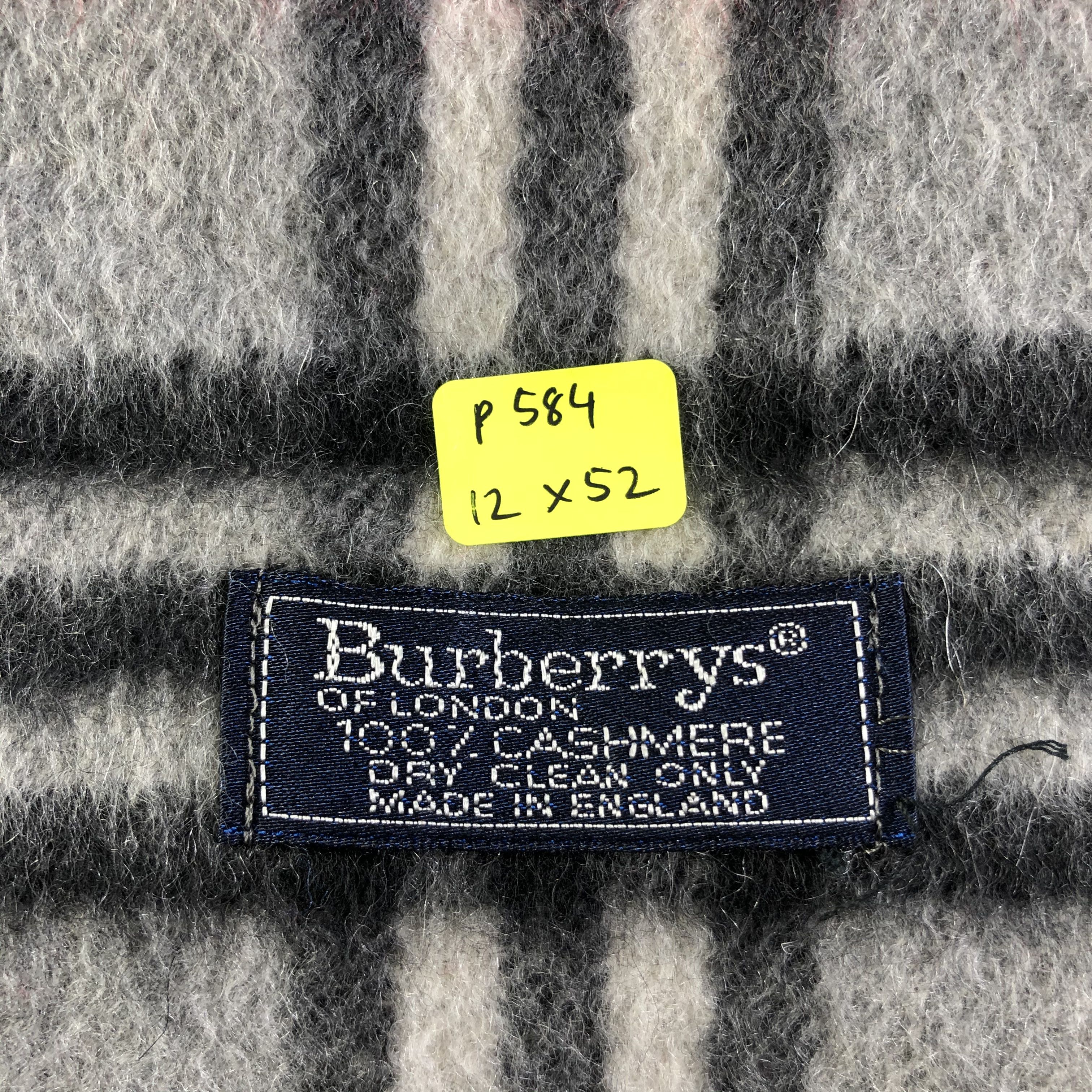 Burberry Burberry Cashmere Scarf / Muffler / Neckwear P584 Size ONE SIZE - 6 Thumbnail