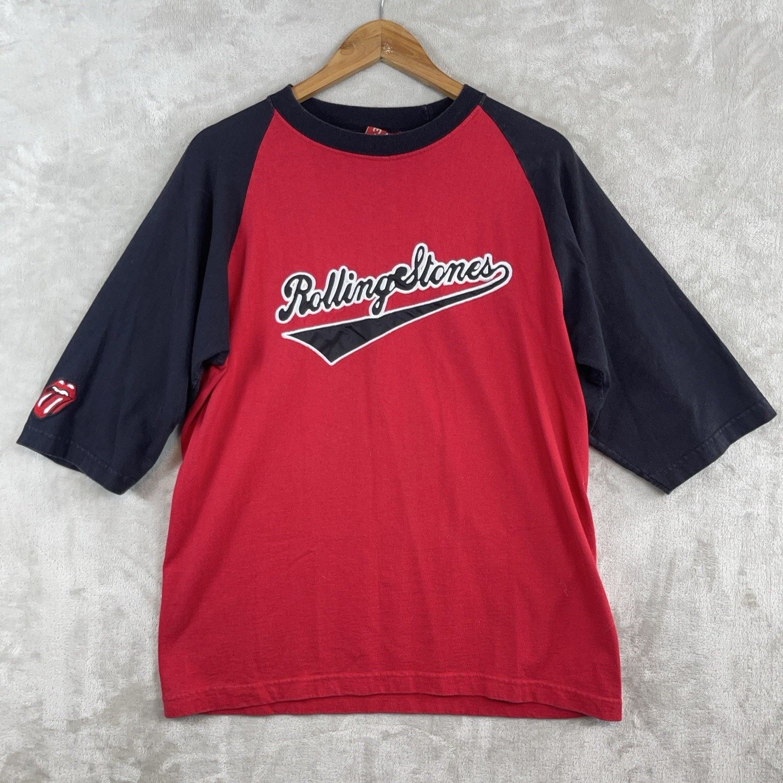 Vintage Rolling Stones 2002-03 Licks Tour Raglan Shirt Size L USA Size US L / EU 52-54 / 3 - 1 Thumbnail
