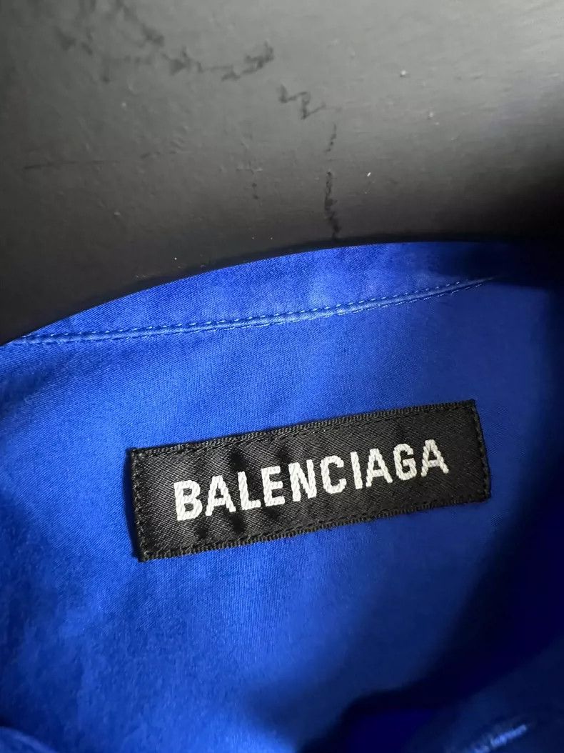 Balenciaga Balenciaga size 37 Blue Letter Short Sleeve Shirt Size US M / EU 48-50 / 2 - 3 Thumbnail