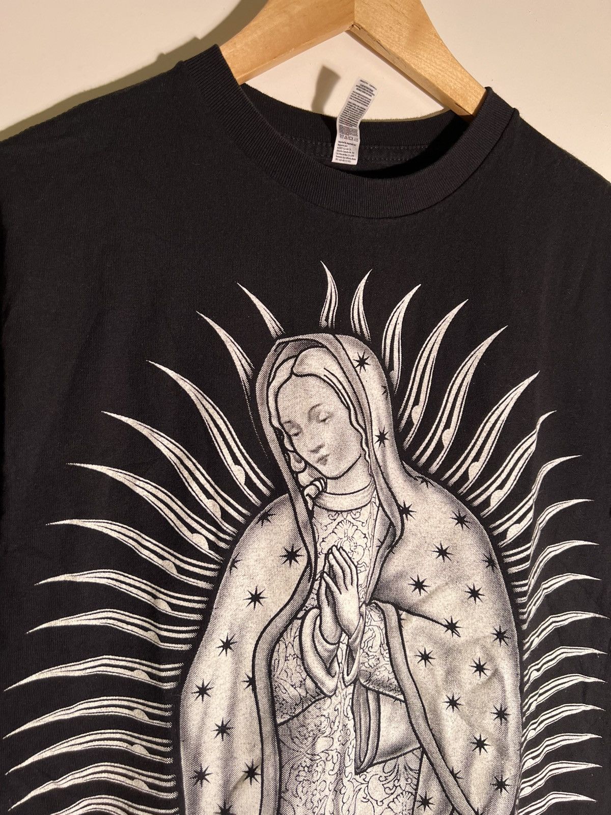 Vintage Y2K 2000’s VTG Vintage Pray For Us Mother Mary Christ Shirt Size US M / EU 48-50 / 2 - 3 Thumbnail