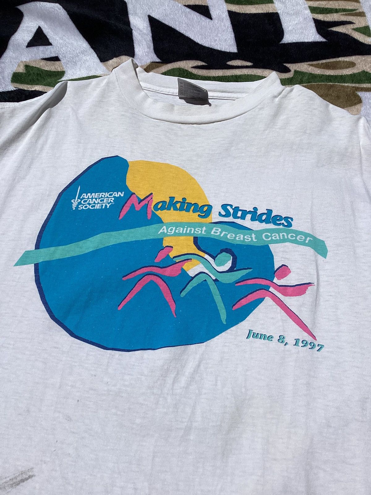 Vintage Vtg 97 strides against breast American cancer society tee Size US XL / EU 56 / 4 - 2 Thumbnail