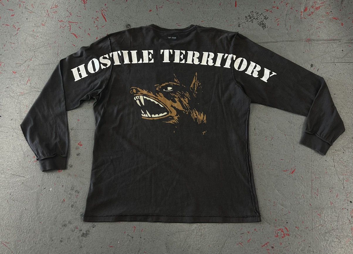 Tuff Crowd Tuff Crowd Hostile territory Size XL Size US XL / EU 56 / 4 - 1 Thumbnail