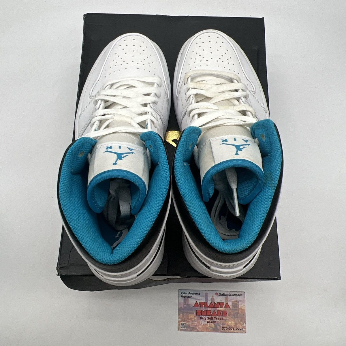 Nike Air Jordan 1 mid laser blue Size US 8 / EU 41 - 7 Thumbnail