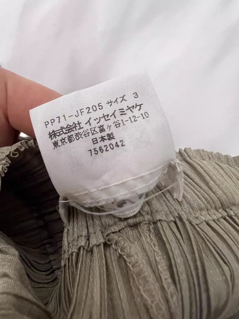 Issey Miyake Issey Miyake size:3 Beige pleated irregular-shaped pants Size 31" - 5 Thumbnail