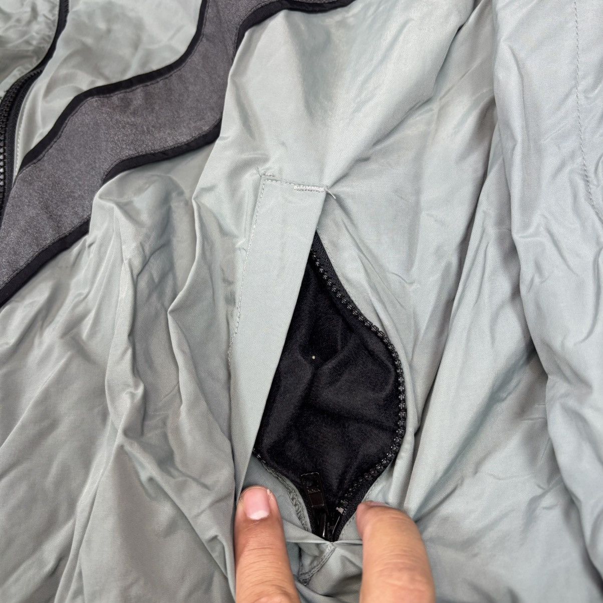 Other US Army Ipfu Men Jacket M Green Nylon Windbreaker Full Zip Size US M / EU 48-50 / 2 - 12 Thumbnail