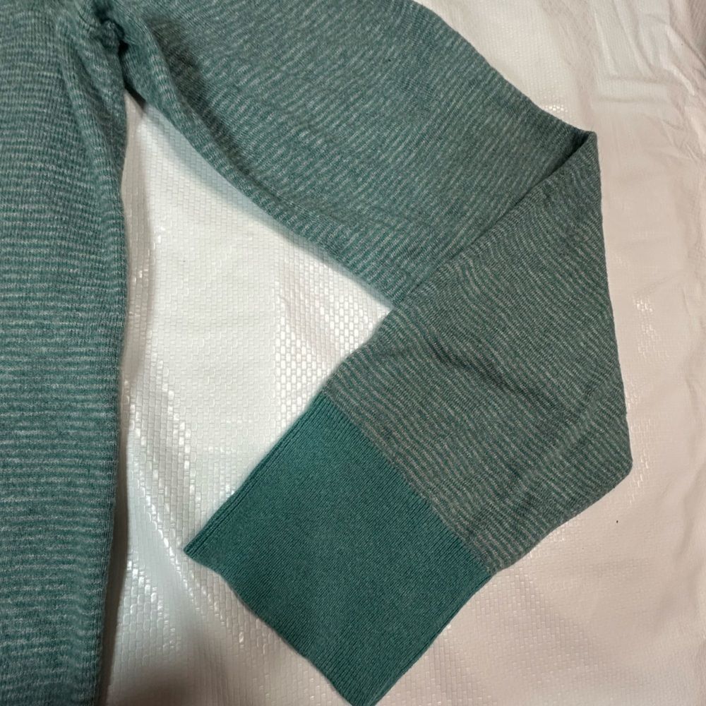 Banana Republic Banana Republic Pima Cotton blend teal striped crew neck swe Size US S / EU 44-46 / 1 - 2 Thumbnail