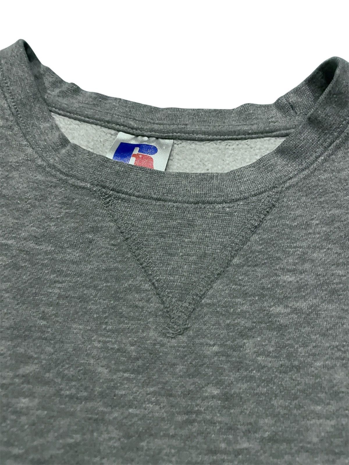 Russell Athletic Russell Athletic Heather Grey V-Notch Crewneck Sweatshirt Size US L / EU 52-54 / 3 - 3 Thumbnail