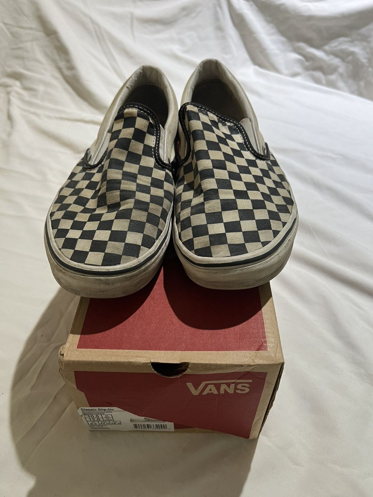 Vans Vans Classic Slip On Size US 10.5 / EU 43-44 - 2 Thumbnail