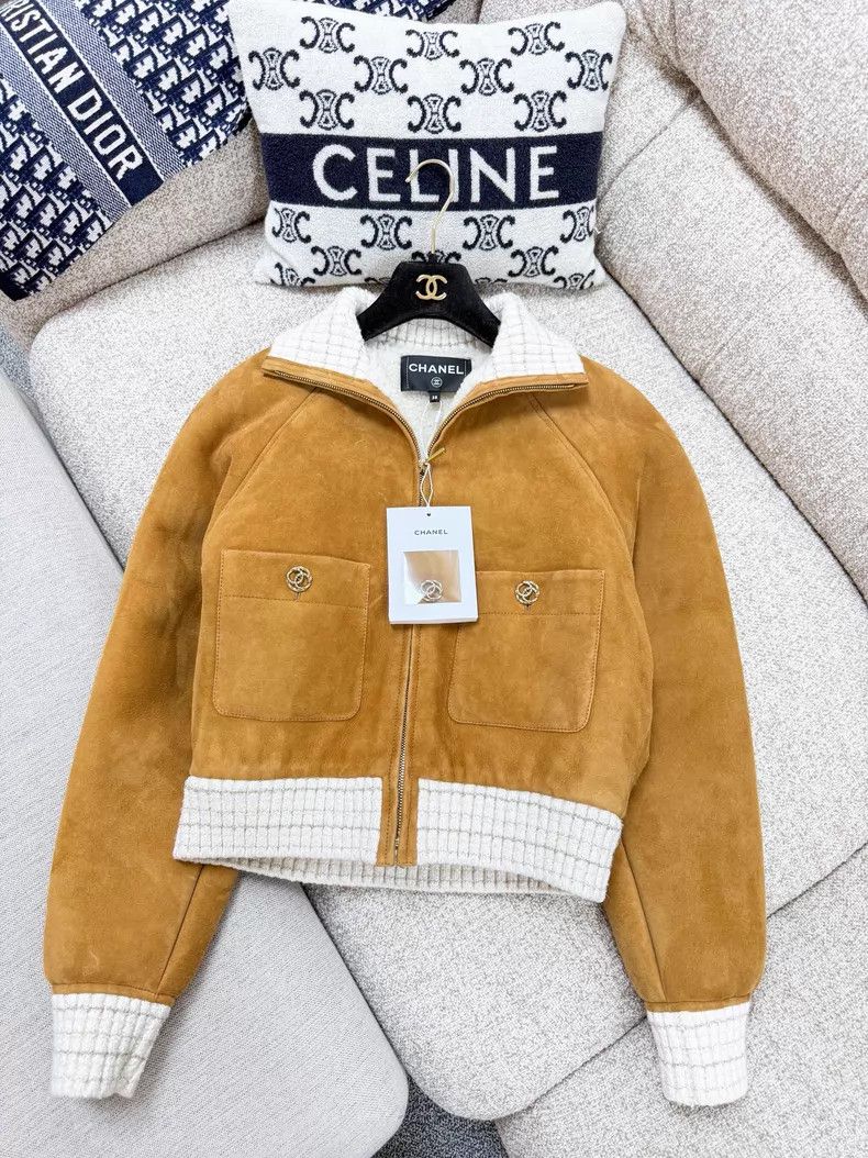 Chanel Chanel Khaki brown suede solid color stand-up collar zippe Size XS / US 0-2 / IT 36-38 - 2 Thumbnail
