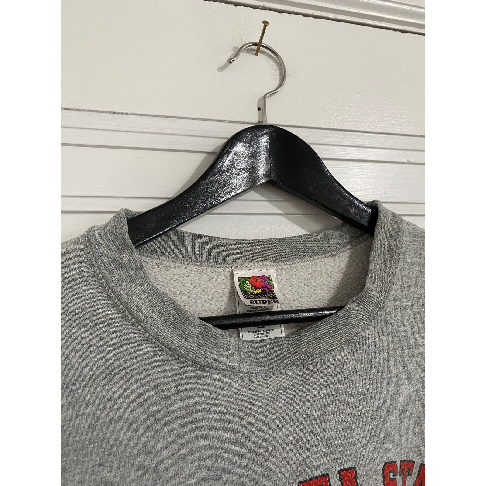 Fruit Of The Loom Minnesota State University Moorhead Crewneck Sweatshirt Sz L Size US L / EU 52-54 / 3 - 4 Thumbnail