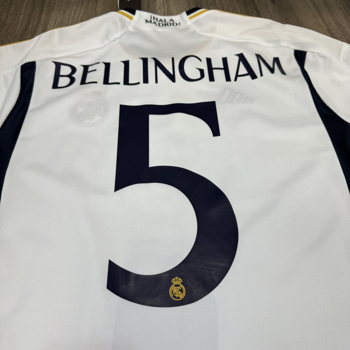 Adidas Real Madrid 23/24 C/L home shirt #5 Bellingham (bnwt) Size US M / EU 48-50 / 2 - 4 Thumbnail