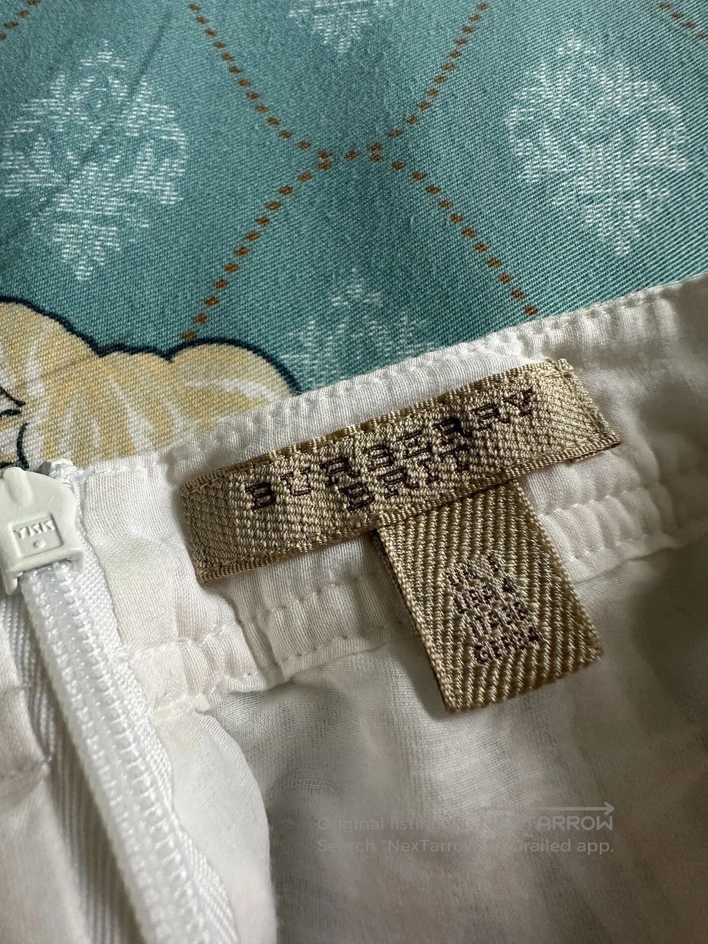 Burberry Burberry White Skirt with Fluffy Fabric. Size 26" / US 2 / IT 38 - 5 Thumbnail
