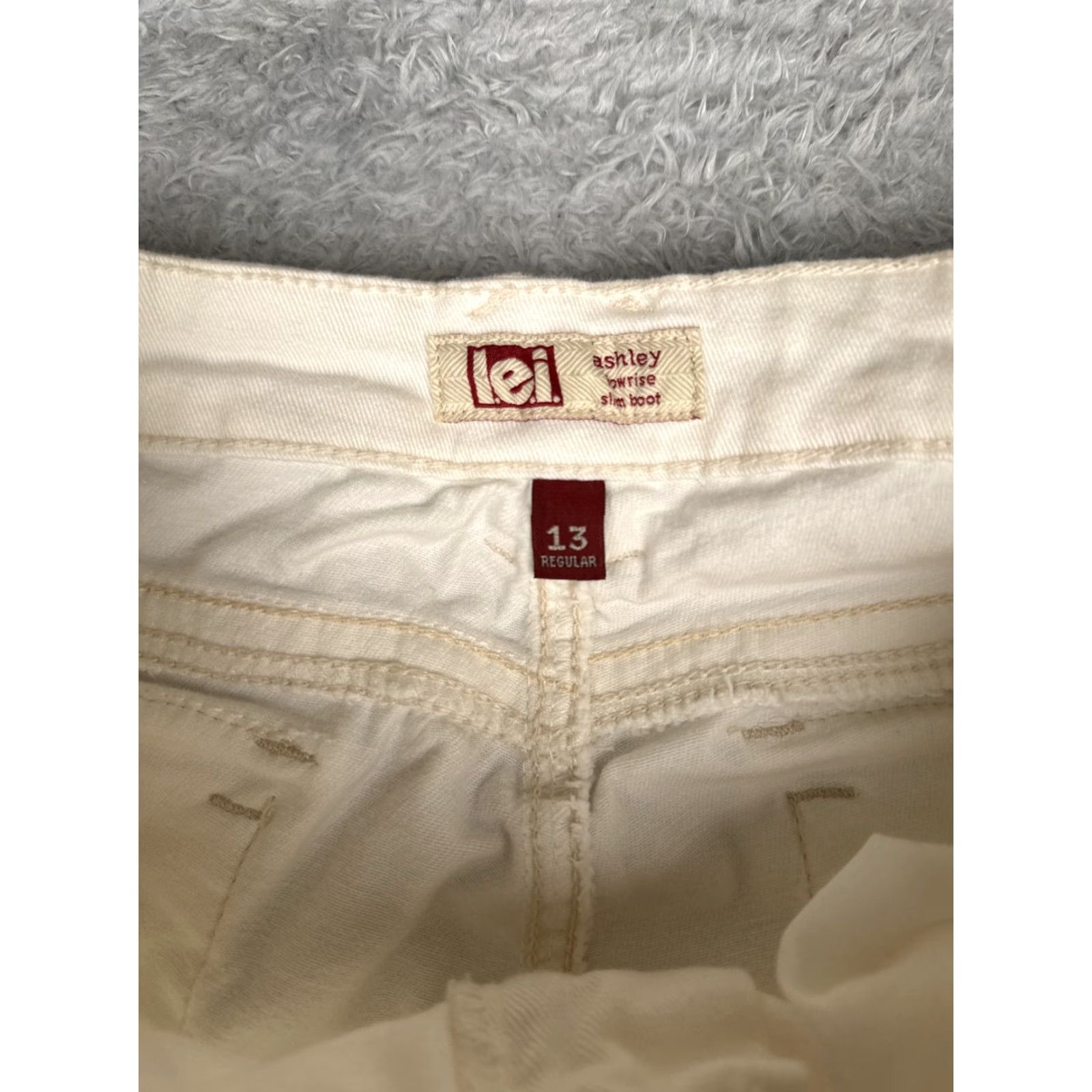Vintage LEI Jeans Bootcut Juniors 13 Regular White Ashley Low Rise Slim Bootcut 31x31 Women Size 34" / US 12 / IT 48 - 6 Thumbnail