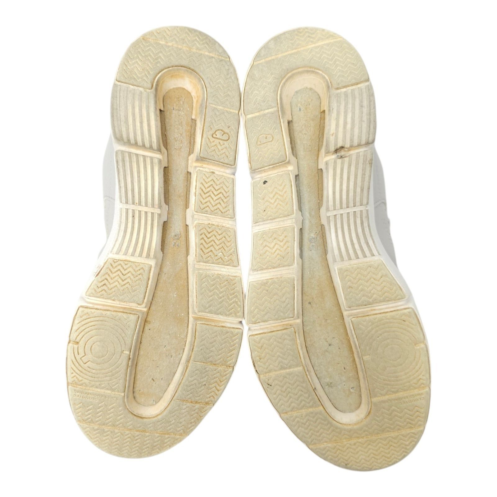 On On The Roger Lace Up Tennis Shoes Womens Size 8.5 Leather Size US 8.5 / IT 38.5 - 9 Thumbnail