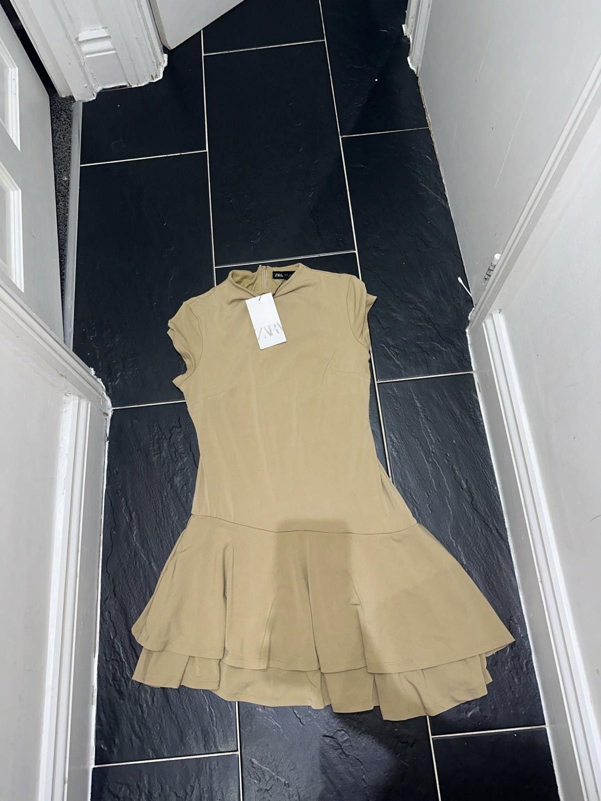 Zara ZARA Playsuit Size M Size 32" / US 10 / IT 46 - 3 Thumbnail