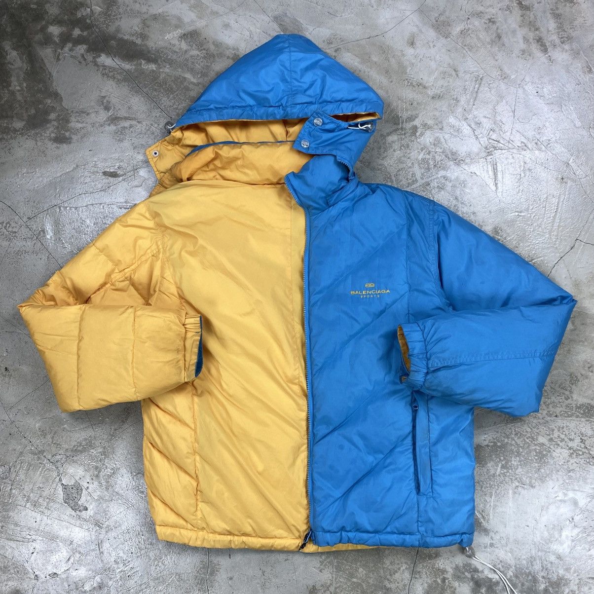 Balenciaga Sports Reversible Puffer Jacket Size US L / EU 52-54 / 3 - 1 Thumbnail