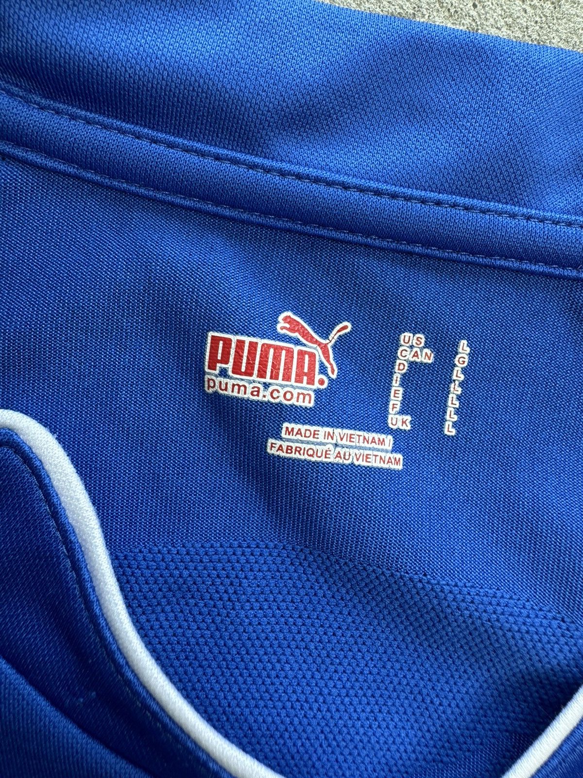 Puma × Vintage Vintage puma Italy soccer jersey Italia size L Size US L / EU 52-54 / 3 - 5 Thumbnail